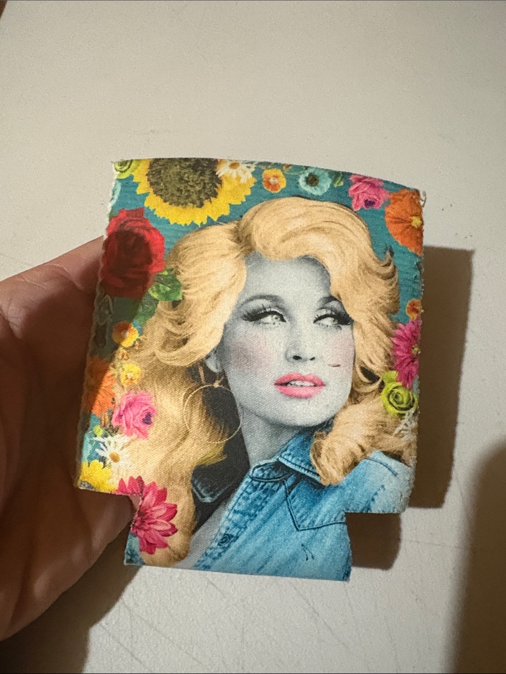 Floral Denim Collage Can Cooler - Dolly Parton Cousy - Picture 4 of 4